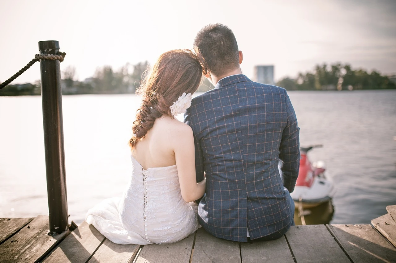 結婚に向けて一歩踏み出す20代男性のための、無料相談できる結婚相談員サポート！